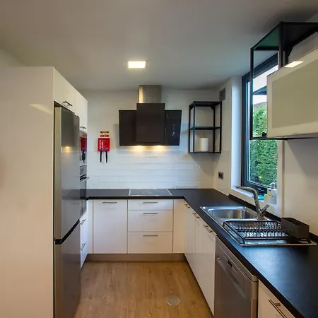 The Jolie - A Retreat In The In An Entire House *