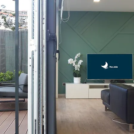 The Jolie - A Retreat In The In An Entire House Nyaraló Funchal