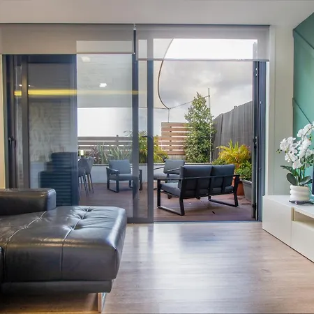 Nyaraló The Jolie - A Retreat In The In An Entire House Funchal