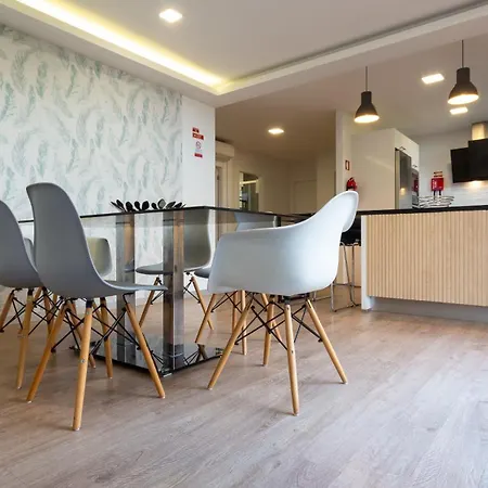 The Jolie - A Retreat In The In An Entire House *