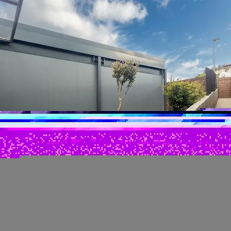 The Jolie - A Retreat In The In An Entire House