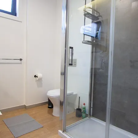 The Jolie - A Retreat In The In An Entire House Holiday home Funchal (Madeira)