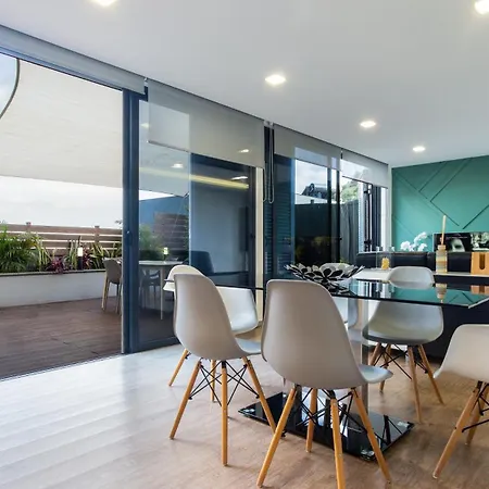The Jolie - A Retreat In The In An Entire House Holiday home
