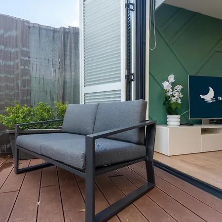 The Jolie - A Retreat In The In An Entire House Дом отдыха *