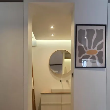 The Jolie - A Retreat In The In An Entire House Funchal (Madeira)