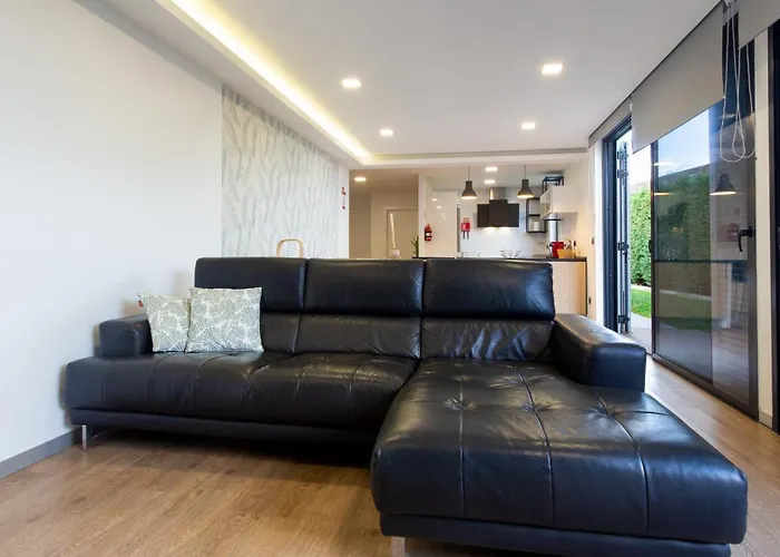 The Jolie - A Retreat In The In An Entire House Casa vacanze