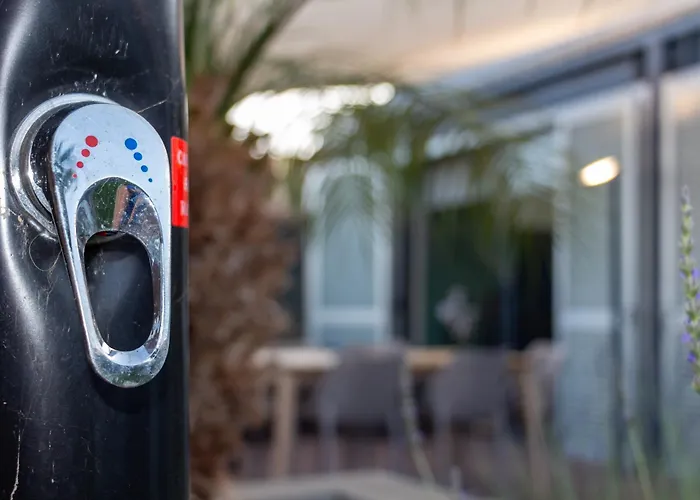 The Jolie - A Retreat In The In An Entire House