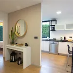 The Jolie - A Retreat In The In An Entire House فونشال
